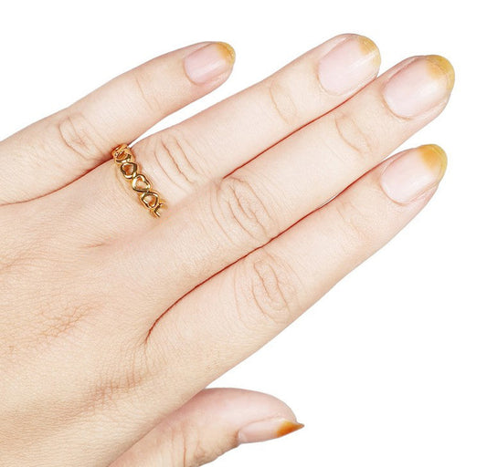 Cincin Emas Luna Love